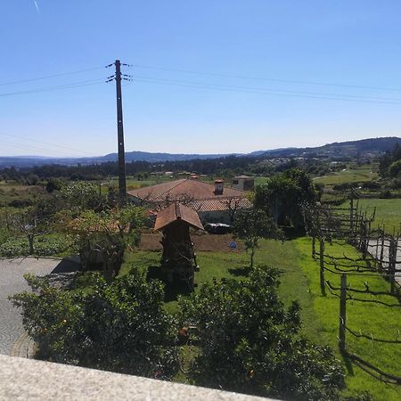 Leonchic - Guest House Com Piscina De Agua Salgada Barcelos Exterior foto
