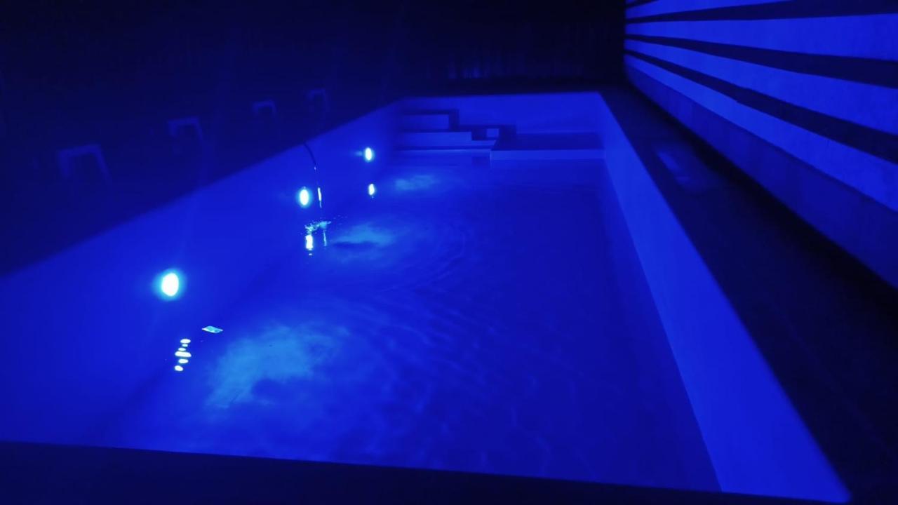 Leonchic - Guest House Com Piscina De Agua Salgada Barcelos Exterior foto